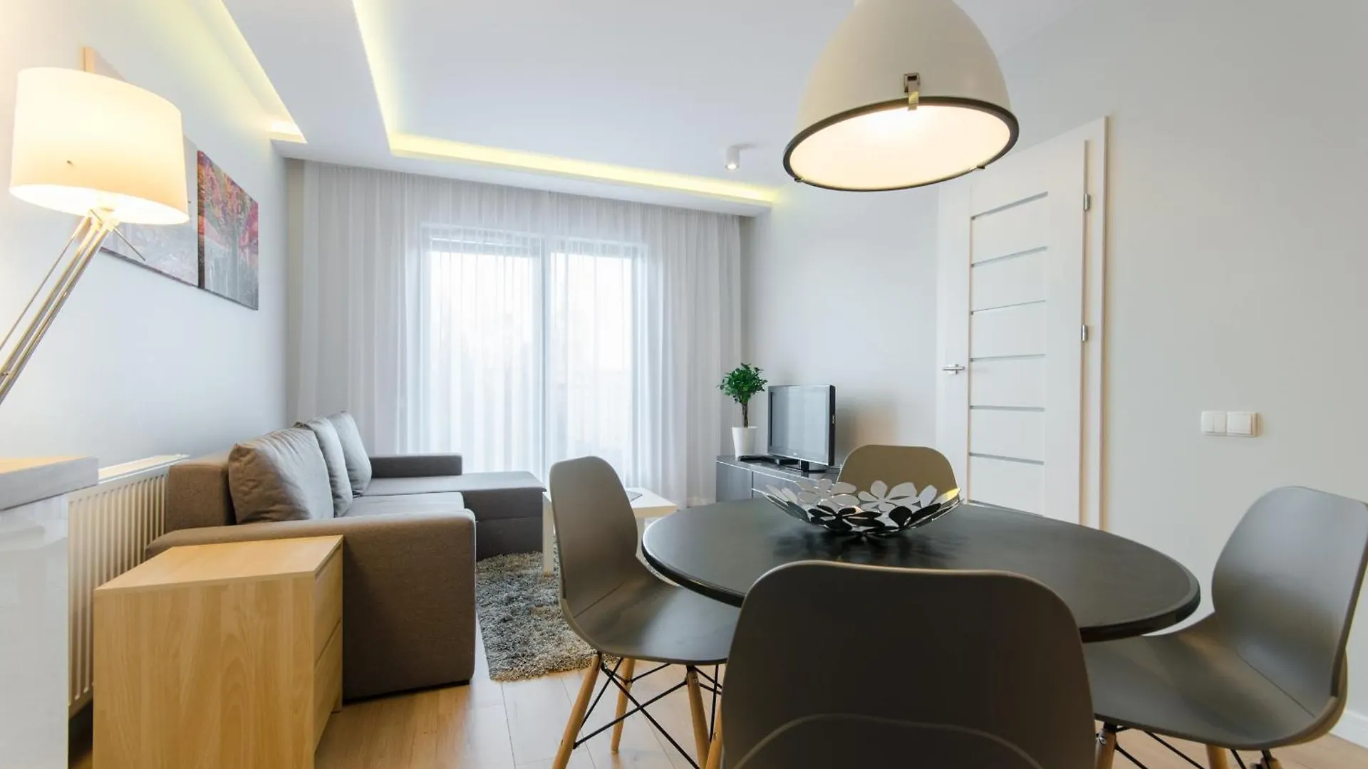 Modern Dom & House Apartments In Gdansk With Pool And Gym 0*,  Poland