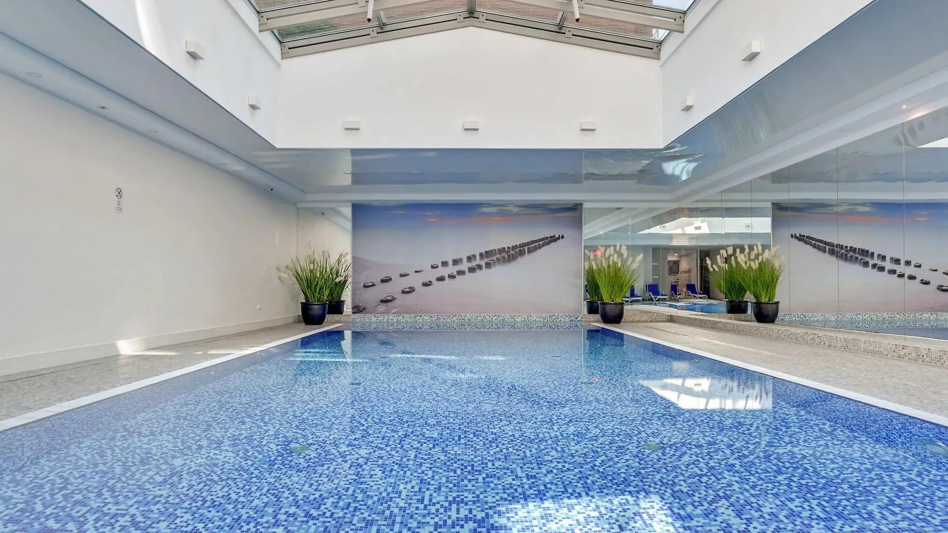 Modern Dom & House Apartments In Gdansk With Pool And Gym