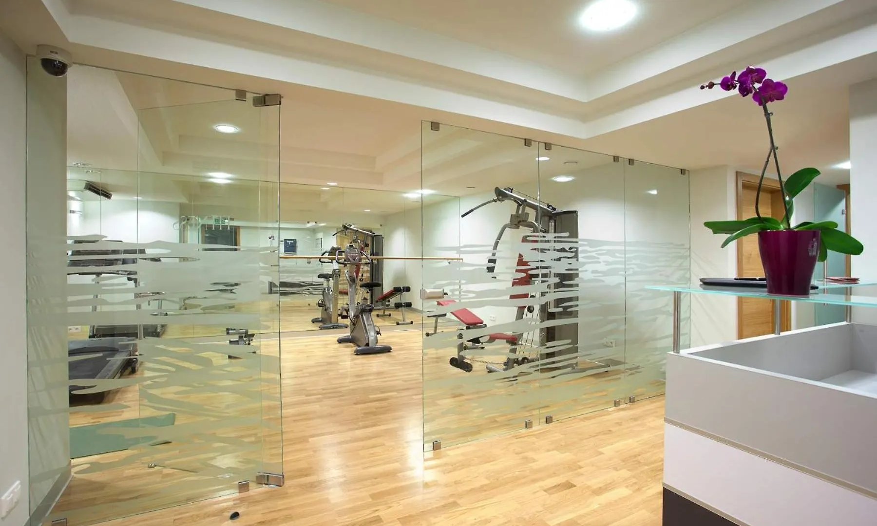 Modern Dom & House Apartments In Gdansk With Pool And Gym