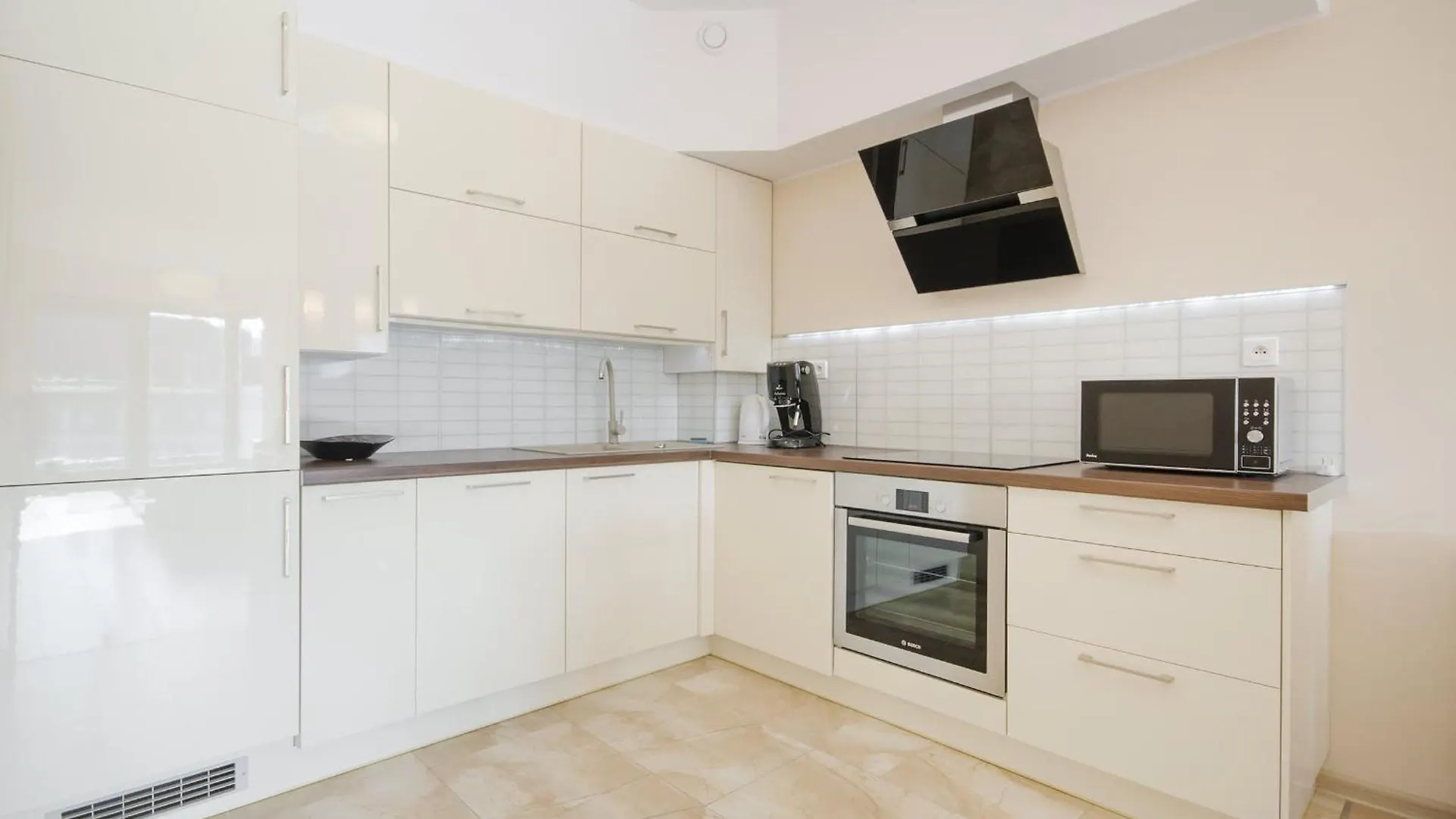 Modern Dom & House Apartments In Gdansk With Pool And Gym