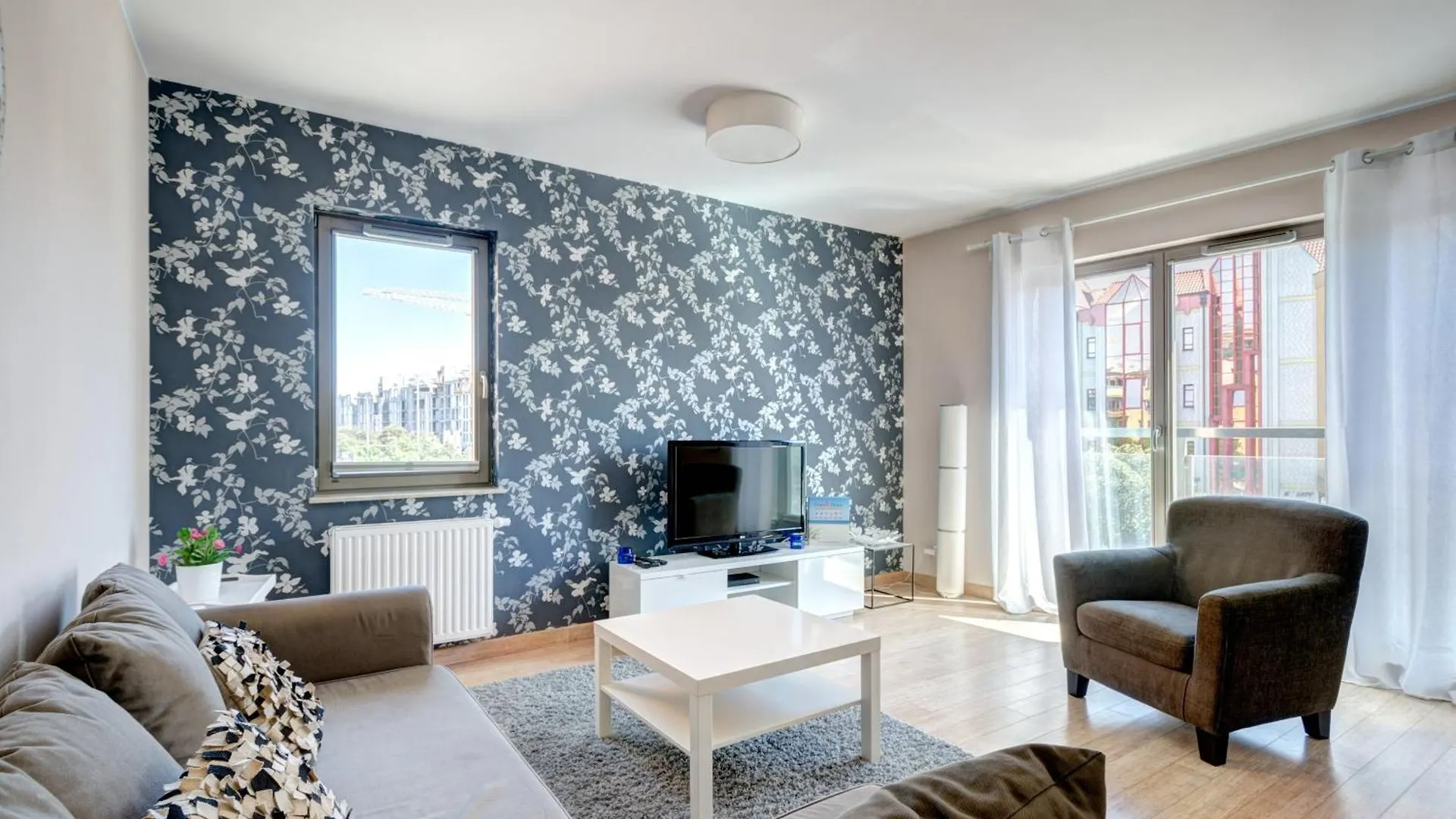 Modern Dom & House Apartments In Gdansk With Pool And Gym