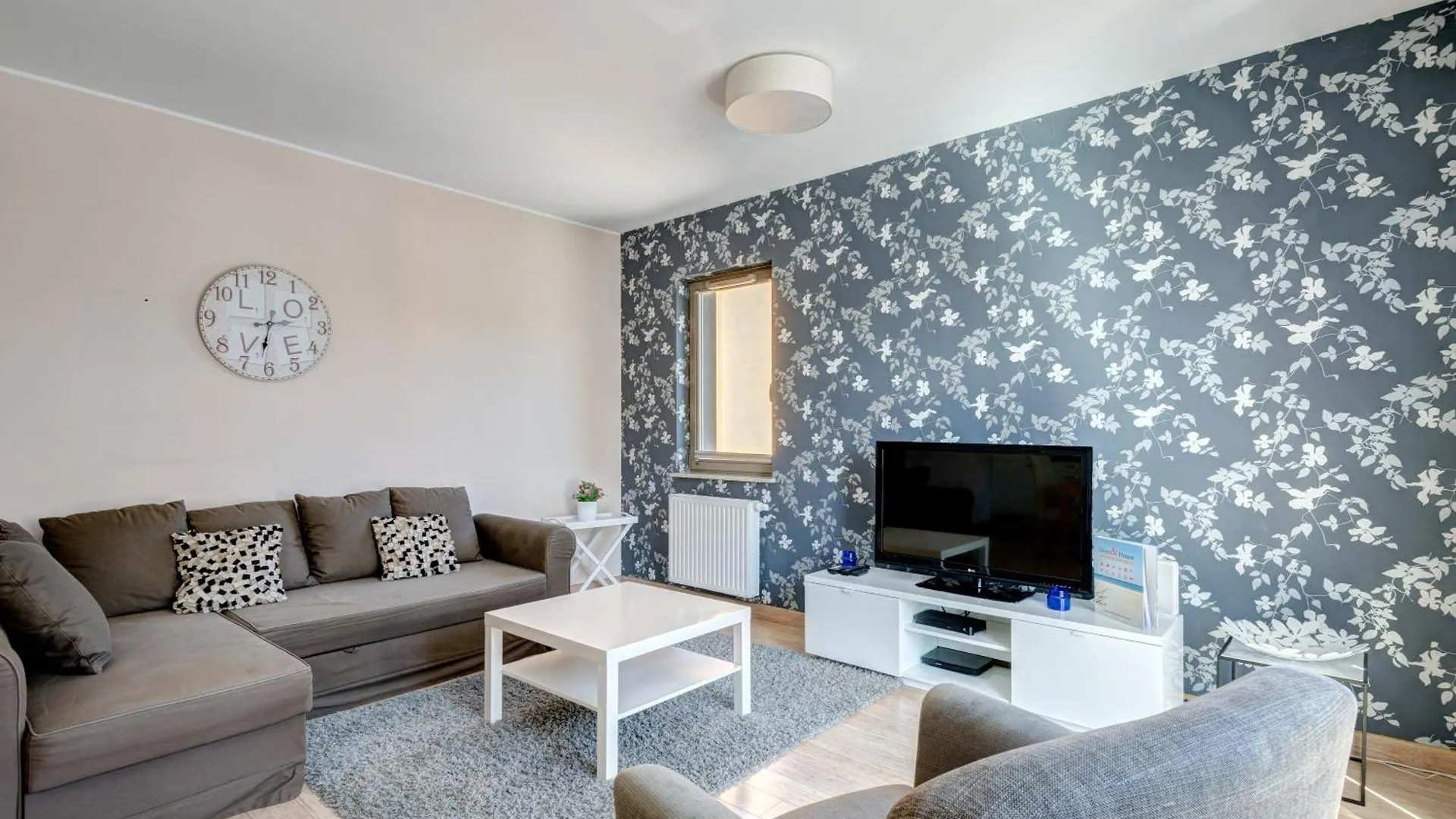 Modern Dom & House Apartments In Gdansk With Pool And Gym Poland