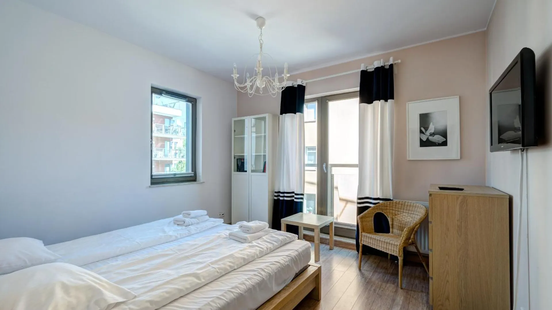 Modern Dom & House Apartments In Gdansk With Pool And Gym 0*,  Poland